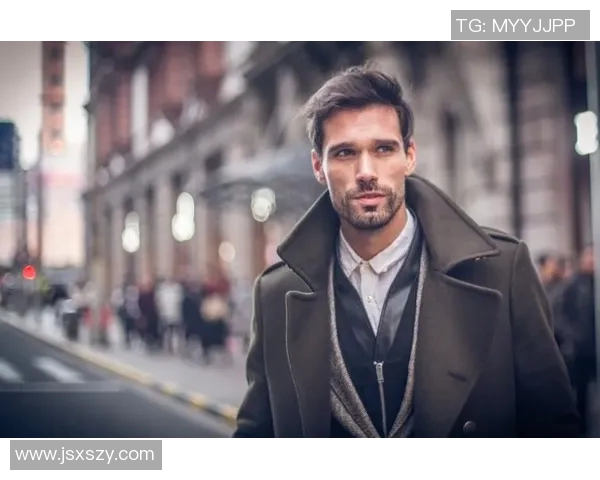 法国足球明星跨界演绎电影魅力展现运动与艺术的完美结合